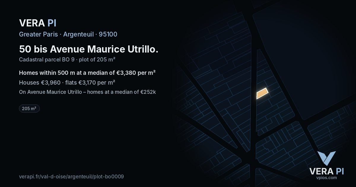 50 bis Avenue Maurice Utrillo, Argenteuil at night – the plot lit, the parcels around coloured by the prices near them