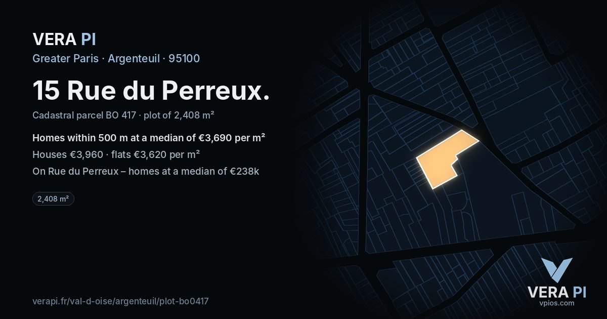 15 Rue du Perreux, Argenteuil at night – the plot lit, the parcels around coloured by the prices near them