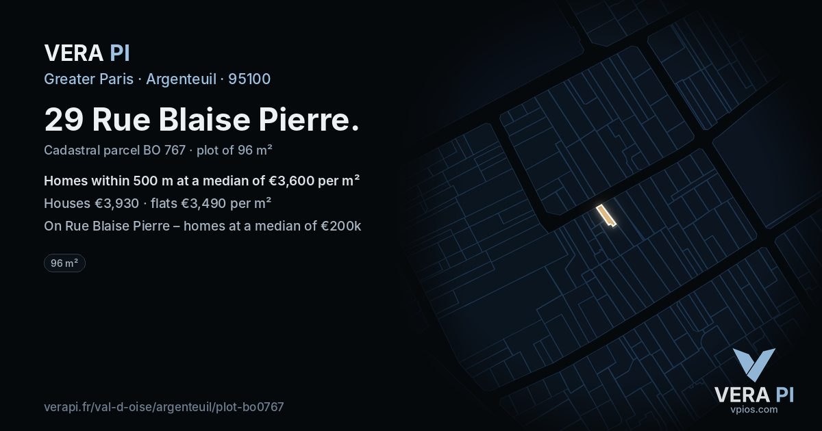 29 Rue Blaise Pierre, Argenteuil at night – the plot lit, the parcels around coloured by the prices near them