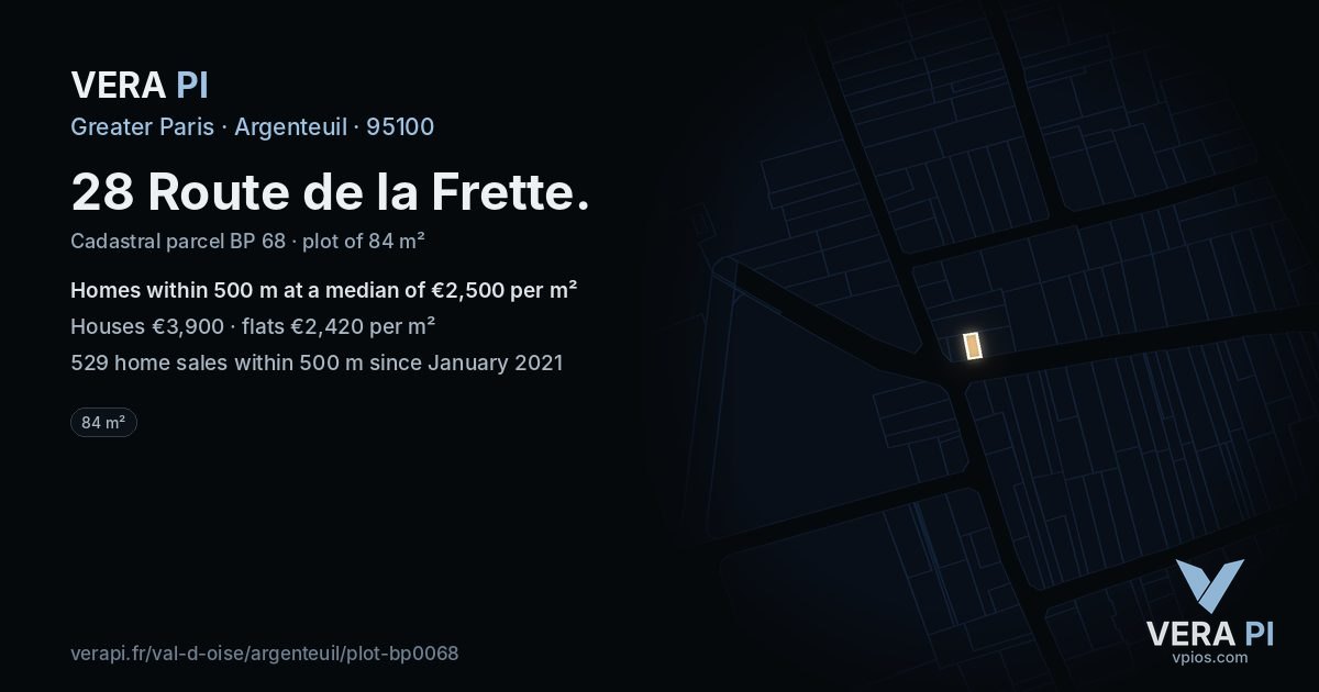 28 Route de la Frette, Argenteuil at night – the plot lit, the parcels around coloured by the prices near them