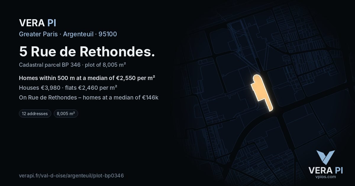 5 Rue de Rethondes, Argenteuil at night – the plot lit, the parcels around coloured by the prices near them