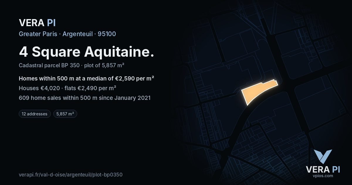 4 Square Aquitaine, Argenteuil at night – the plot lit, the parcels around coloured by the prices near them