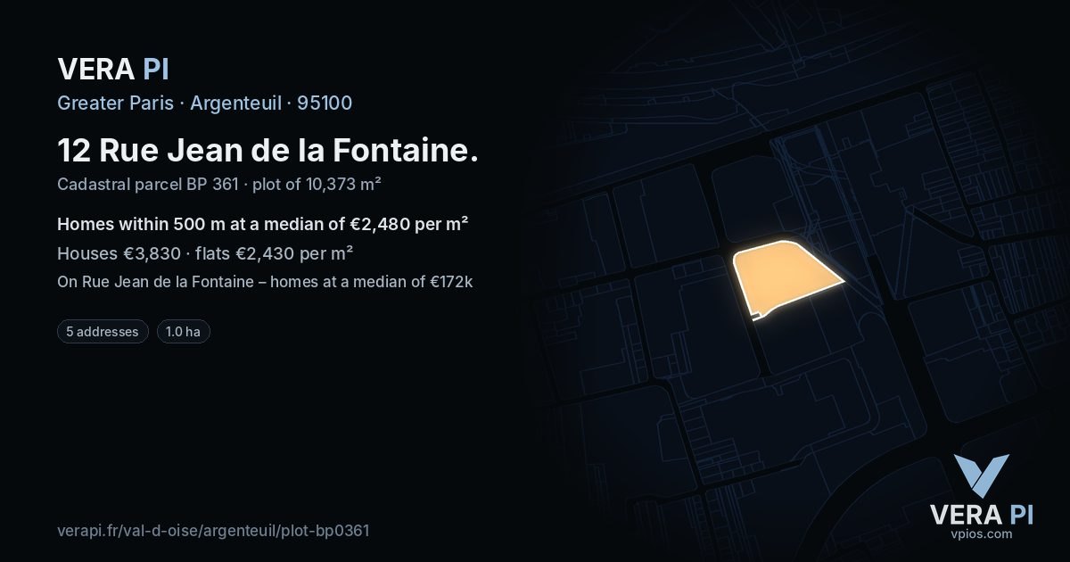 12 Rue Jean de la Fontaine, Argenteuil at night – the plot lit, the parcels around coloured by the prices near them