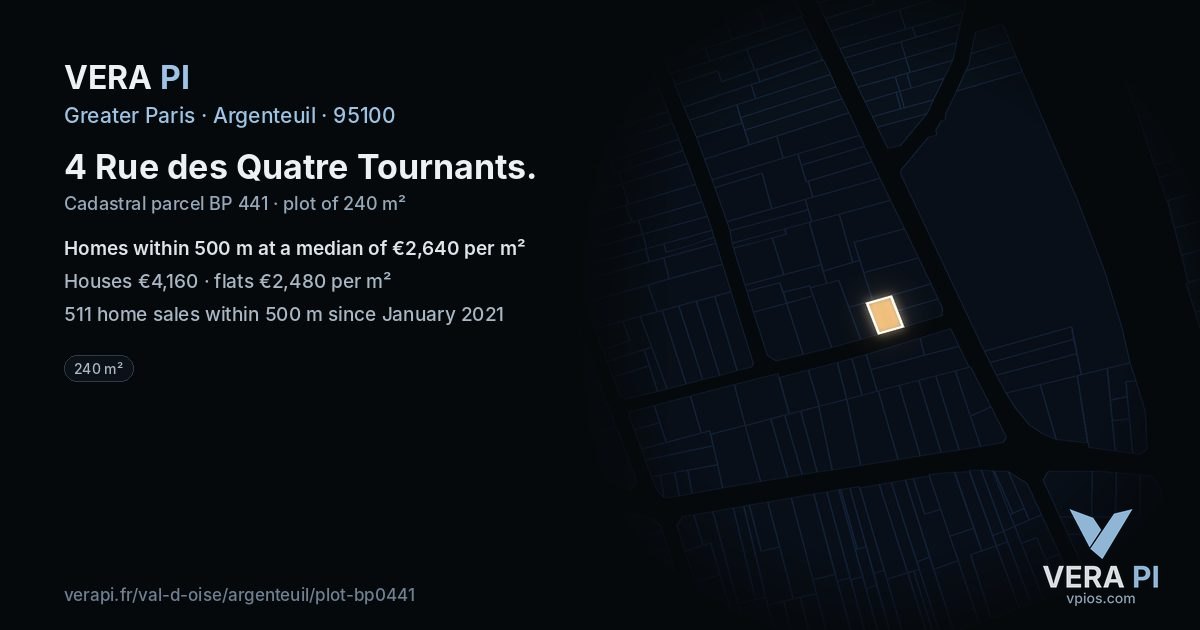 4 Rue des Quatre Tournants, Argenteuil at night – the plot lit, the parcels around coloured by the prices near them