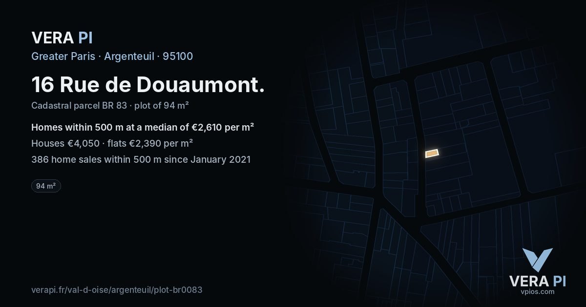 16 Rue de Douaumont, Argenteuil at night – the plot lit, the parcels around coloured by the prices near them