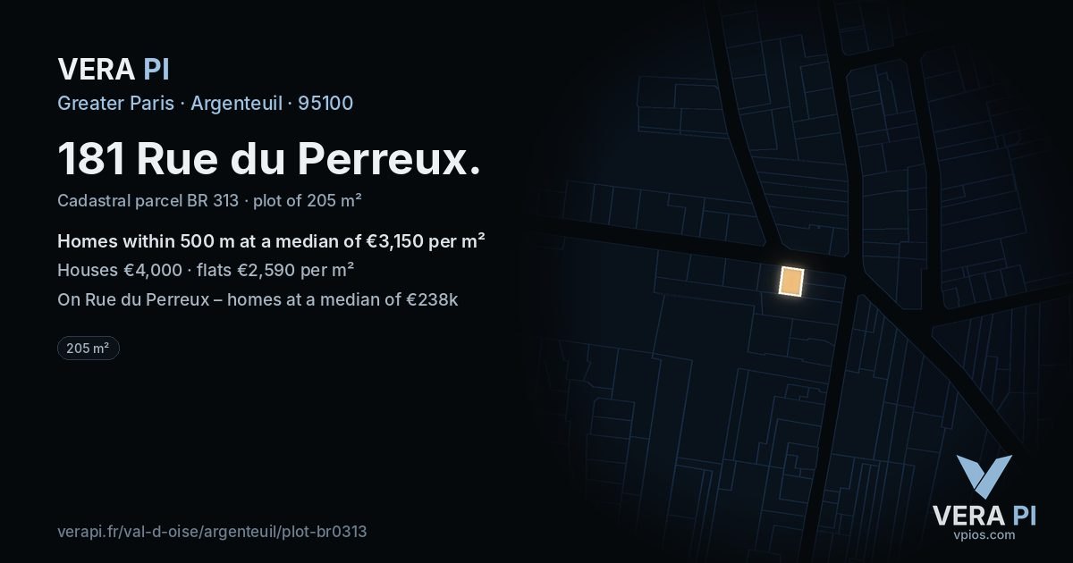 181 Rue du Perreux, Argenteuil at night – the plot lit, the parcels around coloured by the prices near them