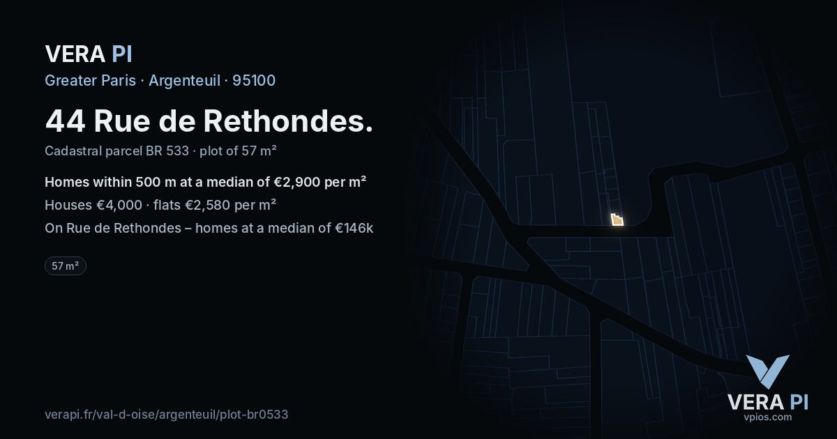 44 Rue de Rethondes, Argenteuil at night – the plot lit, the parcels around coloured by the prices near them