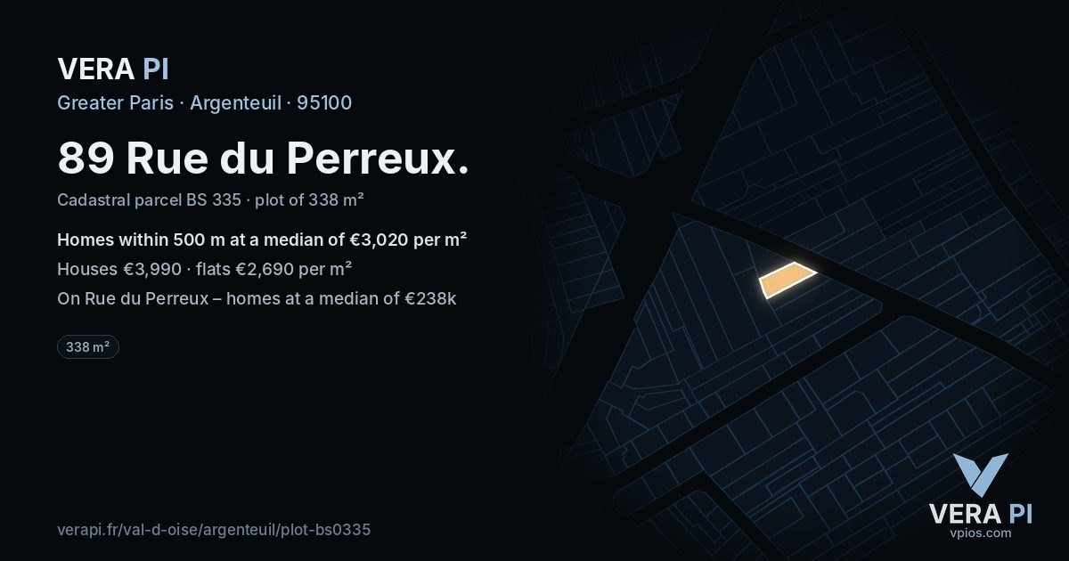 89 Rue du Perreux, Argenteuil at night – the plot lit, the parcels around coloured by the prices near them