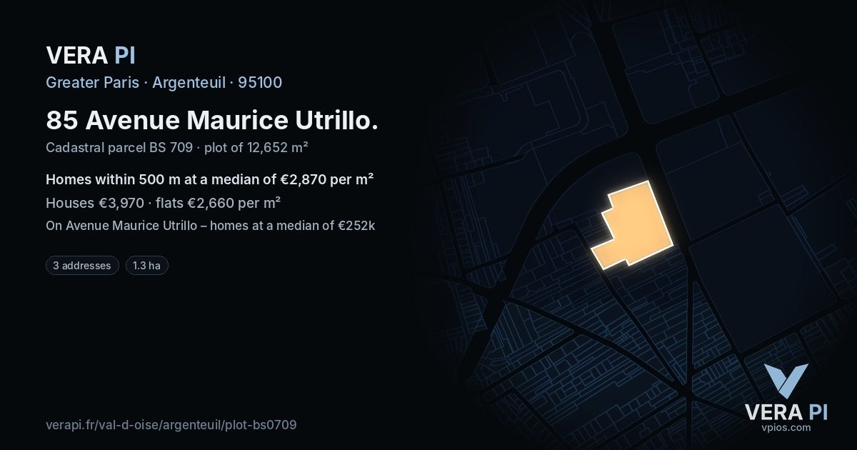 85 Avenue Maurice Utrillo, Argenteuil at night – the plot lit, the parcels around coloured by the prices near them