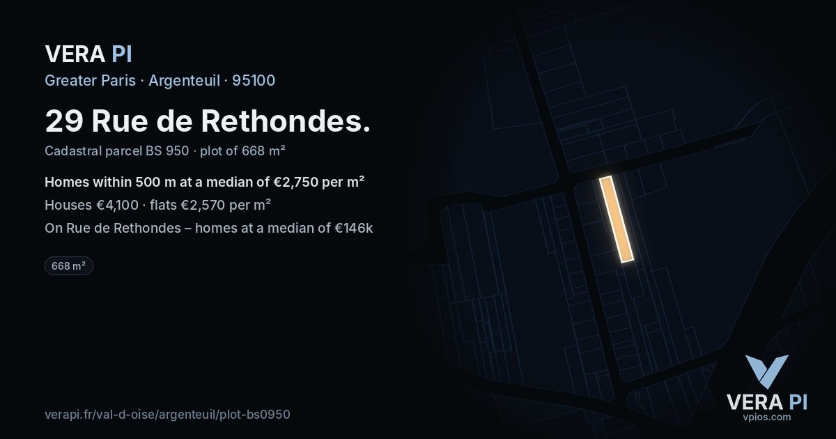29 Rue de Rethondes, Argenteuil at night – the plot lit, the parcels around coloured by the prices near them