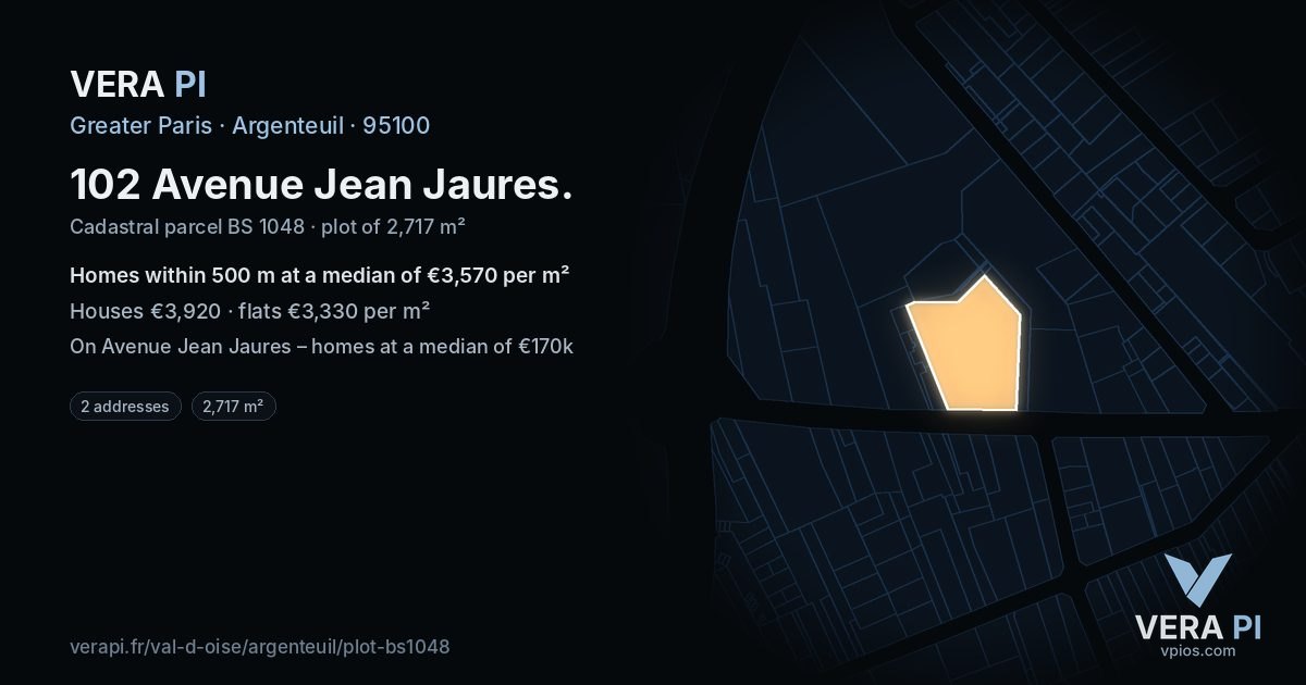 102 Avenue Jean Jaures, Argenteuil at night – the plot lit, the parcels around coloured by the prices near them