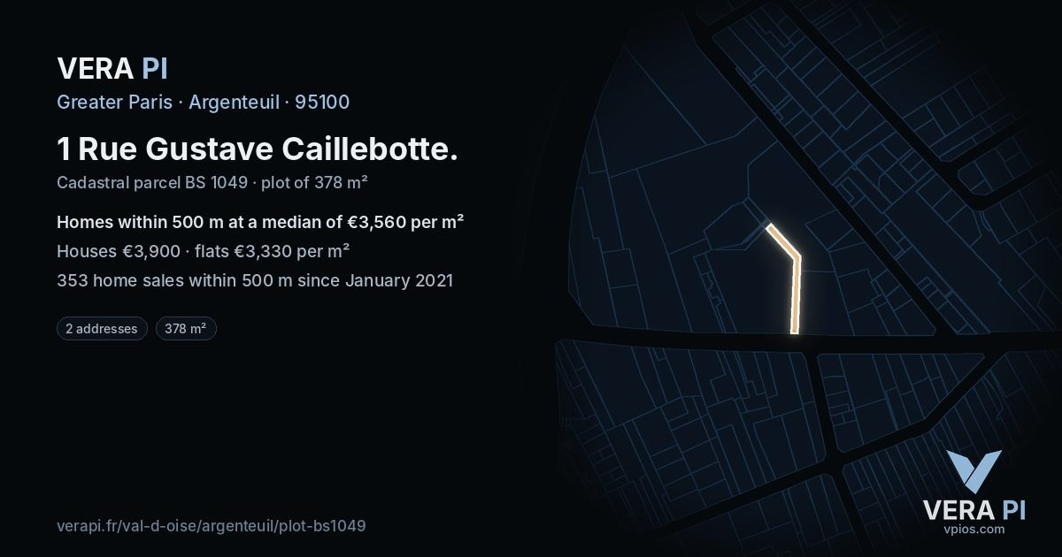 1 Rue Gustave Caillebotte, Argenteuil at night – the plot lit, the parcels around coloured by the prices near them