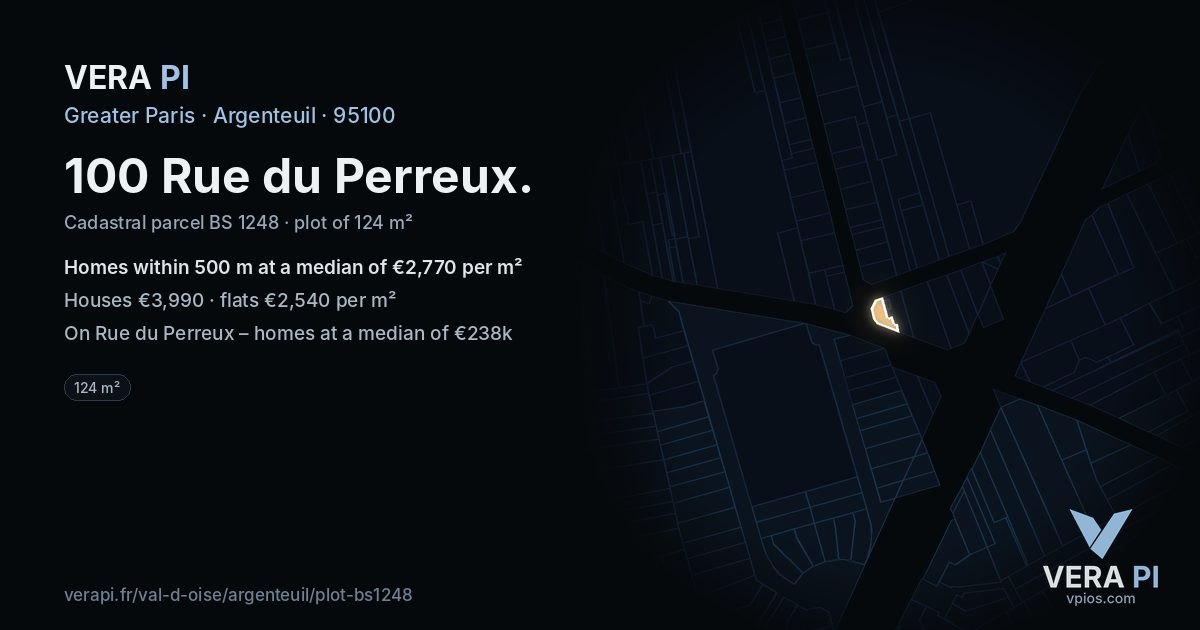 100 Rue du Perreux, Argenteuil at night – the plot lit, the parcels around coloured by the prices near them