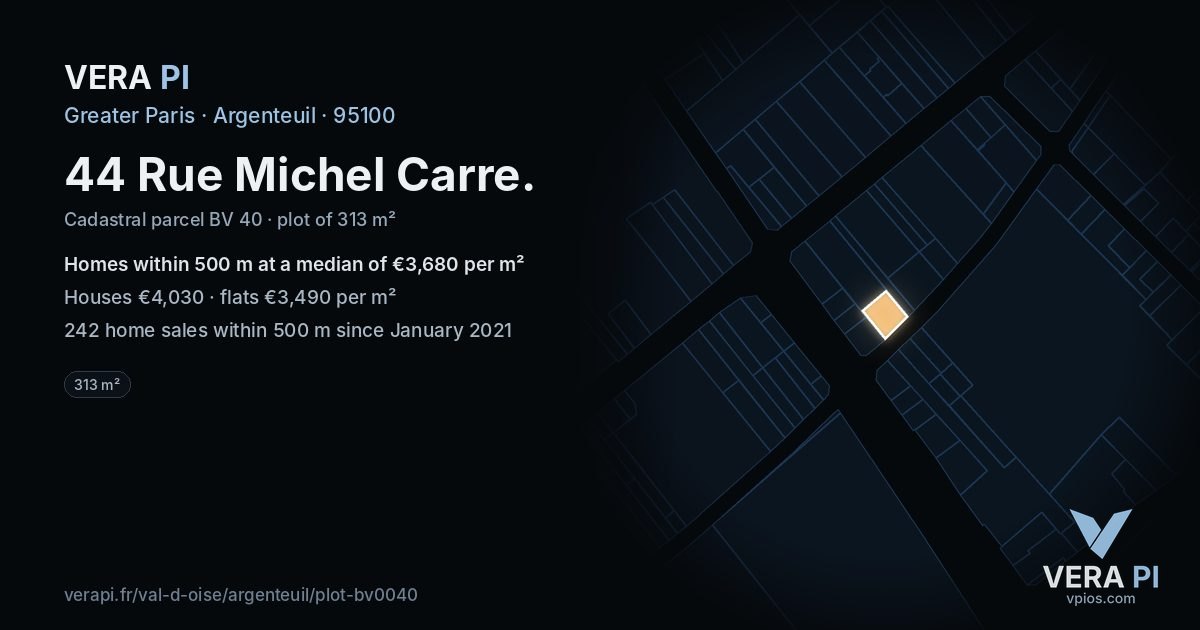 44 Rue Michel Carre, Argenteuil at night – the plot lit, the parcels around coloured by the prices near them