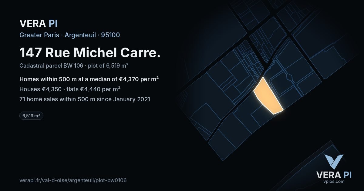 147 Rue Michel Carre, Argenteuil at night – the plot lit, the parcels around coloured by the prices near them