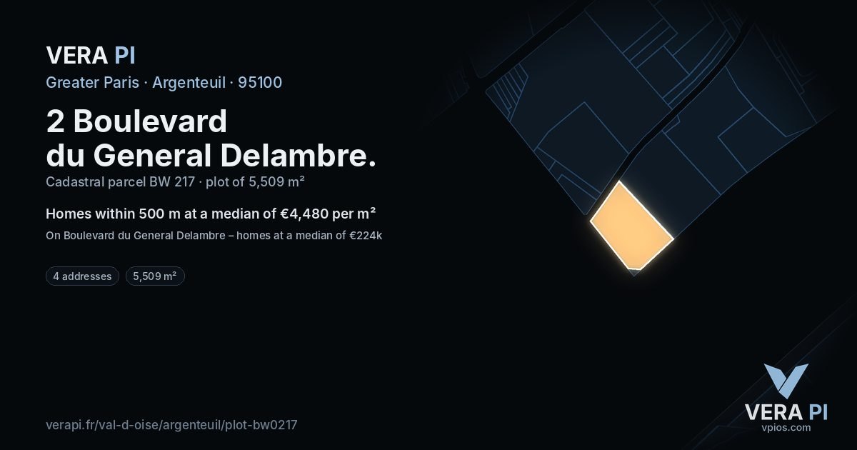 2 Boulevard du General Delambre, Argenteuil at night – the plot lit, the parcels around coloured by the prices near them
