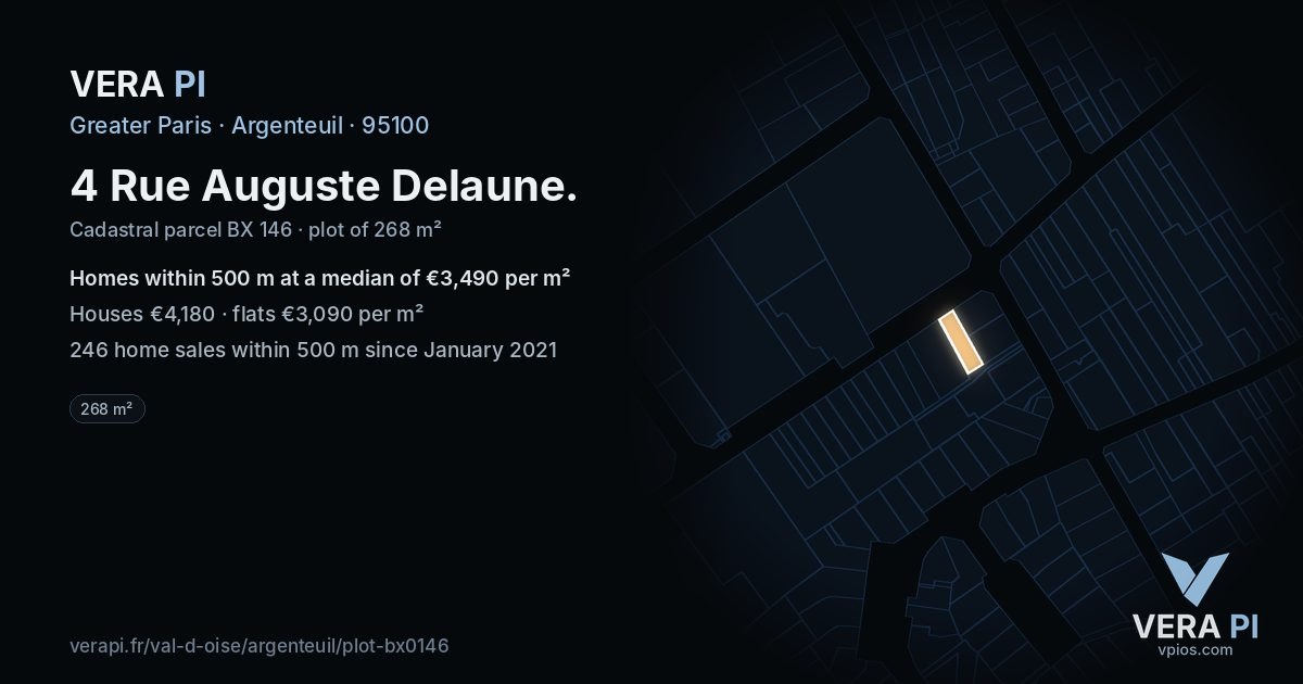 4 Rue Auguste Delaune, Argenteuil at night – the plot lit, the parcels around coloured by the prices near them