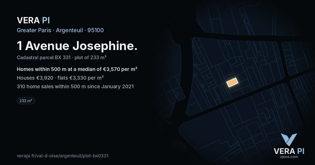 1 Avenue Josephine, Argenteuil at night – the plot lit, the parcels around coloured by the prices near them
