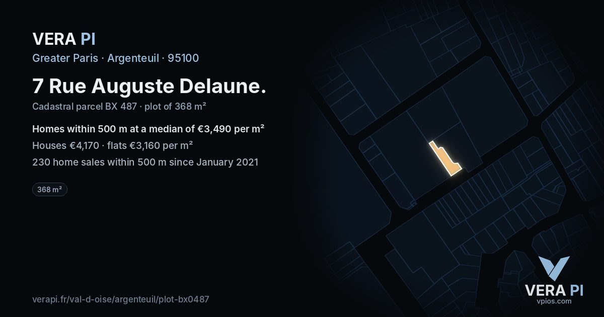 7 Rue Auguste Delaune, Argenteuil at night – the plot lit, the parcels around coloured by the prices near them