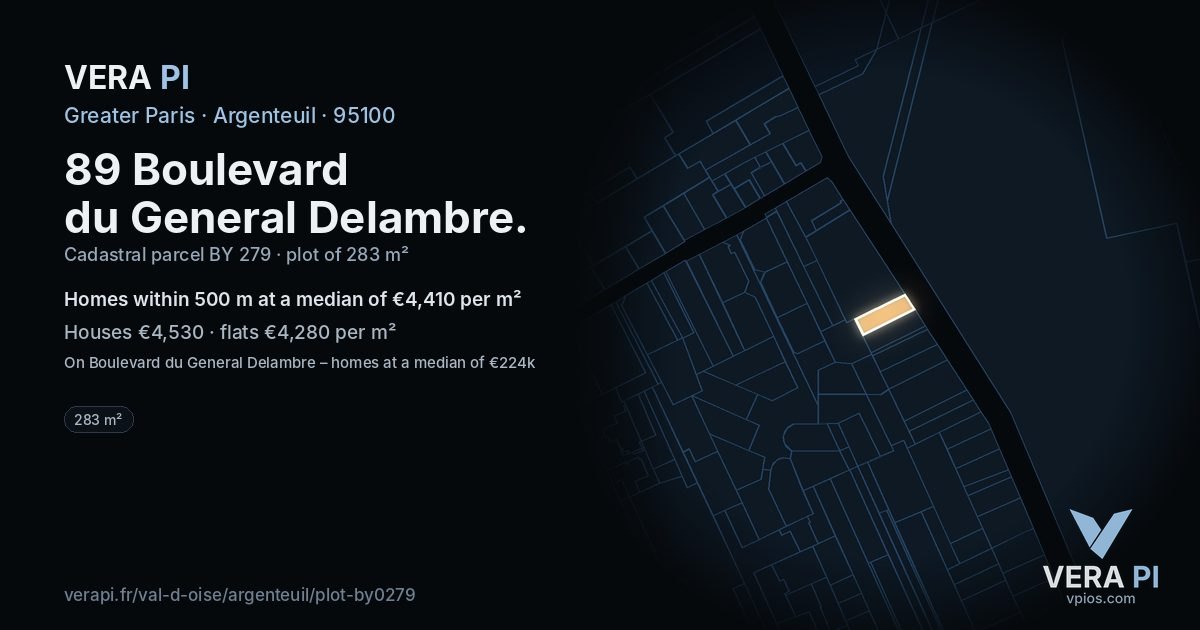 89 Boulevard du General Delambre, Argenteuil at night – the plot lit, the parcels around coloured by the prices near them
