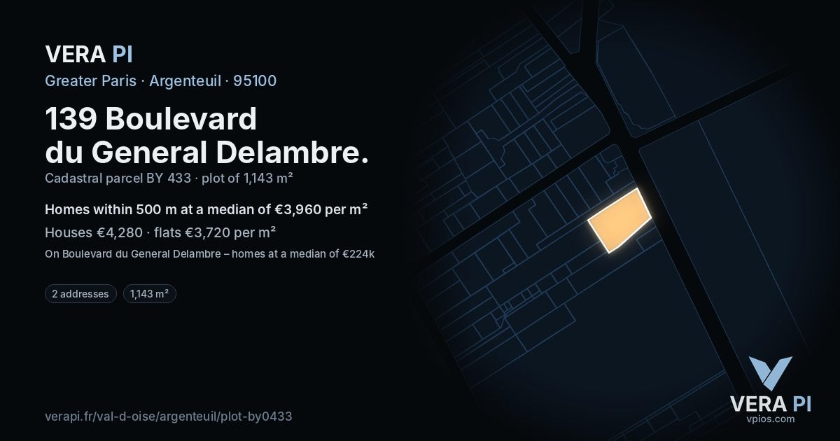 139 Boulevard du General Delambre, Argenteuil at night – the plot lit, the parcels around coloured by the prices near them