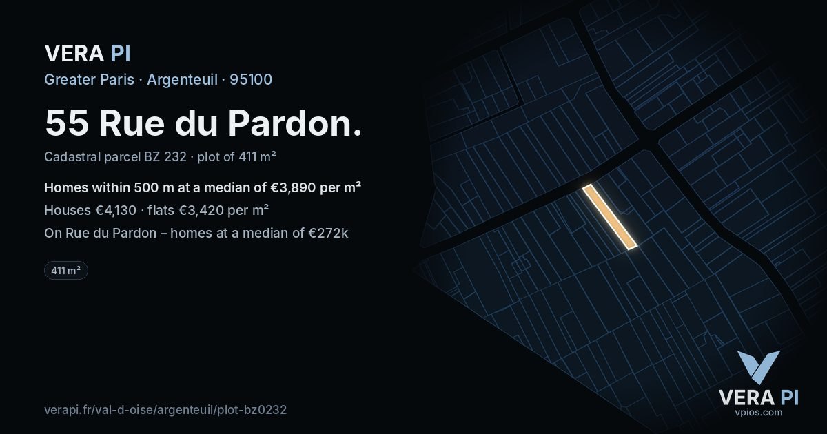 55 Rue du Pardon, Argenteuil at night – the plot lit, the parcels around coloured by the prices near them