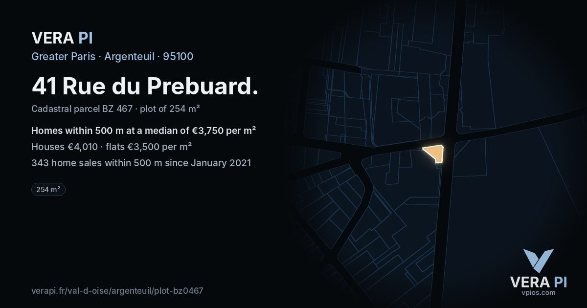 41 Rue du Prebuard, Argenteuil at night – the plot lit, the parcels around coloured by the prices near them