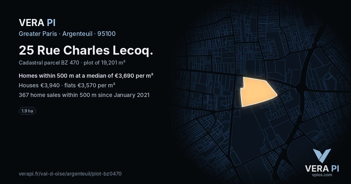 25 Rue Charles Lecoq, Argenteuil at night – the plot lit, the parcels around coloured by the prices near them