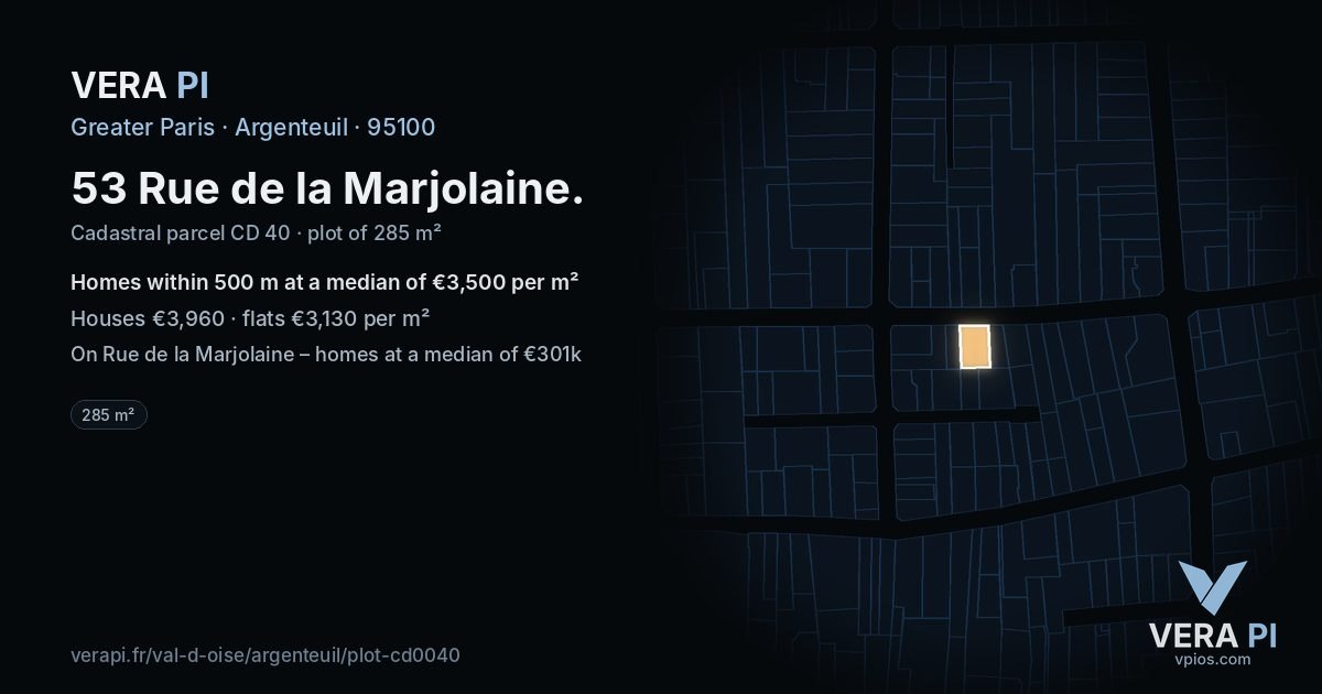 53 Rue de la Marjolaine, Argenteuil at night – the plot lit, the parcels around coloured by the prices near them