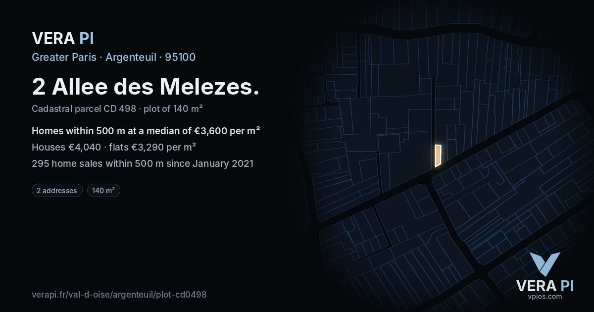 2 Allee des Melezes, Argenteuil at night – the plot lit, the parcels around coloured by the prices near them