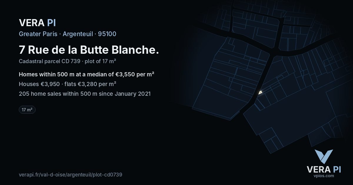 7 Rue de la Butte Blanche, Argenteuil at night – the plot lit, the parcels around coloured by the prices near them