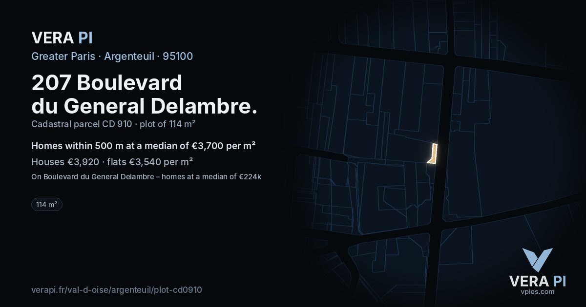 207 Boulevard du General Delambre, Argenteuil at night – the plot lit, the parcels around coloured by the prices near them
