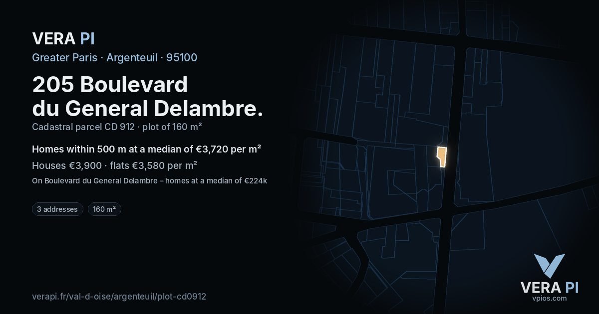 205 Boulevard du General Delambre, Argenteuil at night – the plot lit, the parcels around coloured by the prices near them