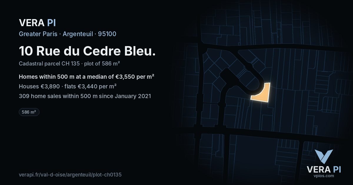 10 Rue du Cedre Bleu, Argenteuil at night – the plot lit, the parcels around coloured by the prices near them