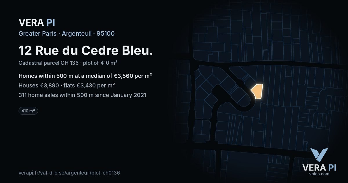 12 Rue du Cedre Bleu, Argenteuil at night – the plot lit, the parcels around coloured by the prices near them