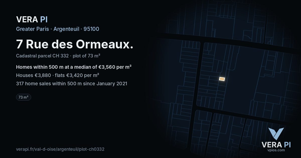 7 Rue des Ormeaux, Argenteuil at night – the plot lit, the parcels around coloured by the prices near them