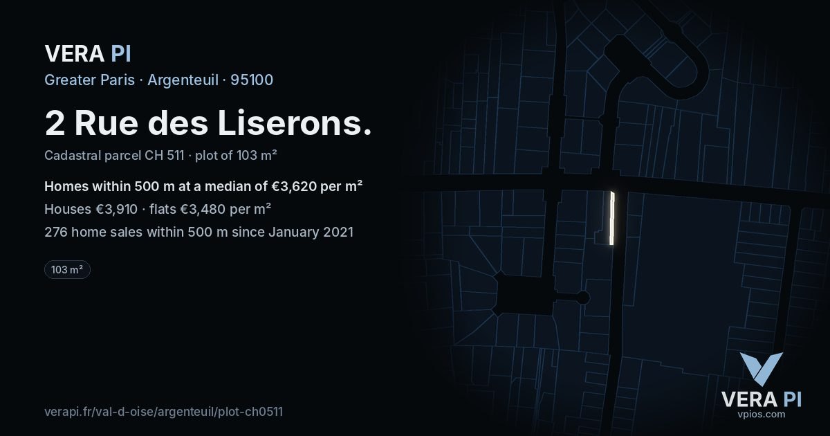 2 Rue des Liserons, Argenteuil at night – the plot lit, the parcels around coloured by the prices near them