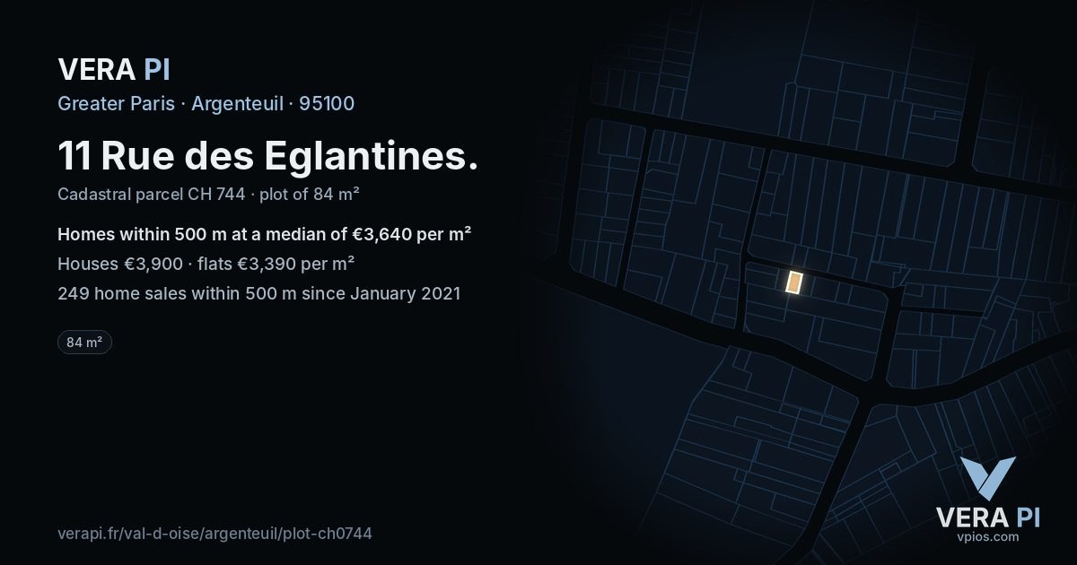 11 Rue des Eglantines, Argenteuil at night – the plot lit, the parcels around coloured by the prices near them