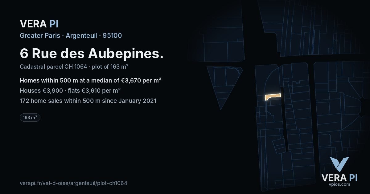 6 Rue des Aubepines, Argenteuil at night – the plot lit, the parcels around coloured by the prices near them