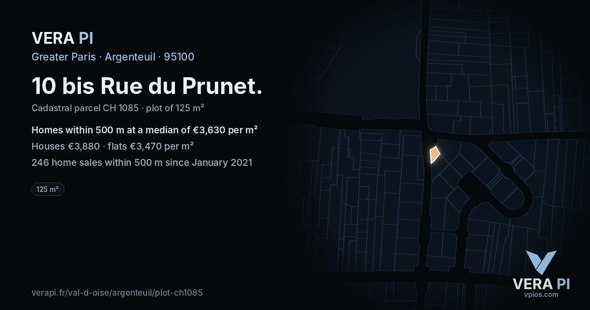 10 bis Rue du Prunet, Argenteuil at night – the plot lit, the parcels around coloured by the prices near them