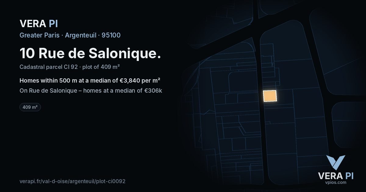 10 Rue de Salonique, Argenteuil at night – the plot lit, the parcels around coloured by the prices near them