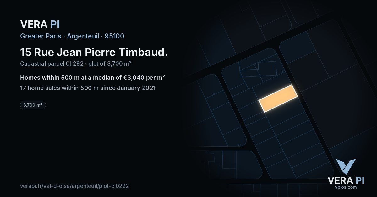 15 Rue Jean Pierre Timbaud, Argenteuil at night – the plot lit, the parcels around coloured by the prices near them