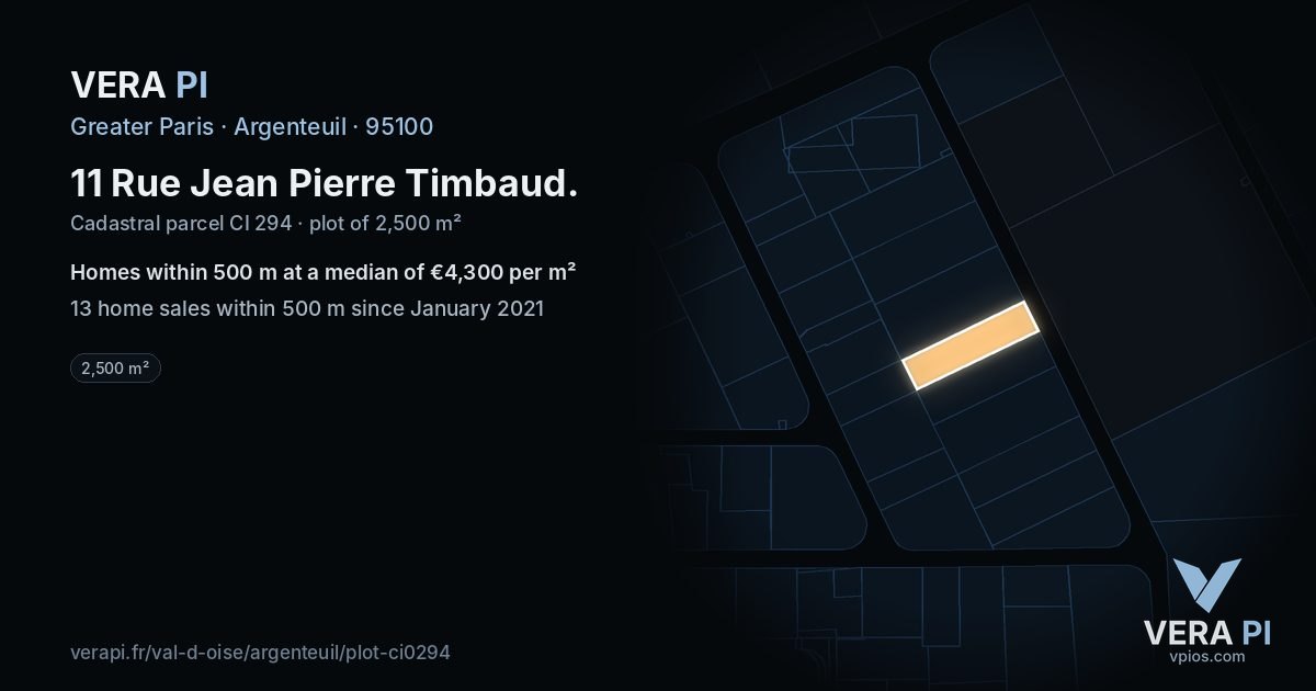 11 Rue Jean Pierre Timbaud, Argenteuil at night – the plot lit, the parcels around coloured by the prices near them