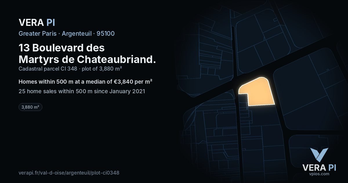 13 Boulevard des Martyrs de Chateaubriand, Argenteuil at night – the plot lit, the parcels around coloured by the prices near them