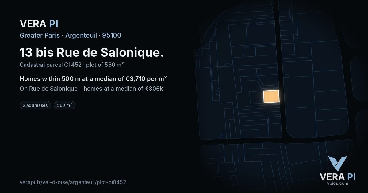 13 bis Rue de Salonique, Argenteuil at night – the plot lit, the parcels around coloured by the prices near them
