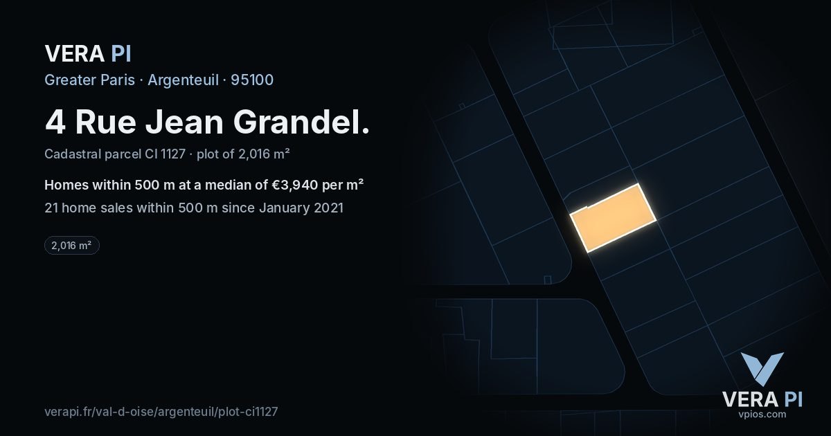 4 Rue Jean Grandel, Argenteuil at night – the plot lit, the parcels around coloured by the prices near them