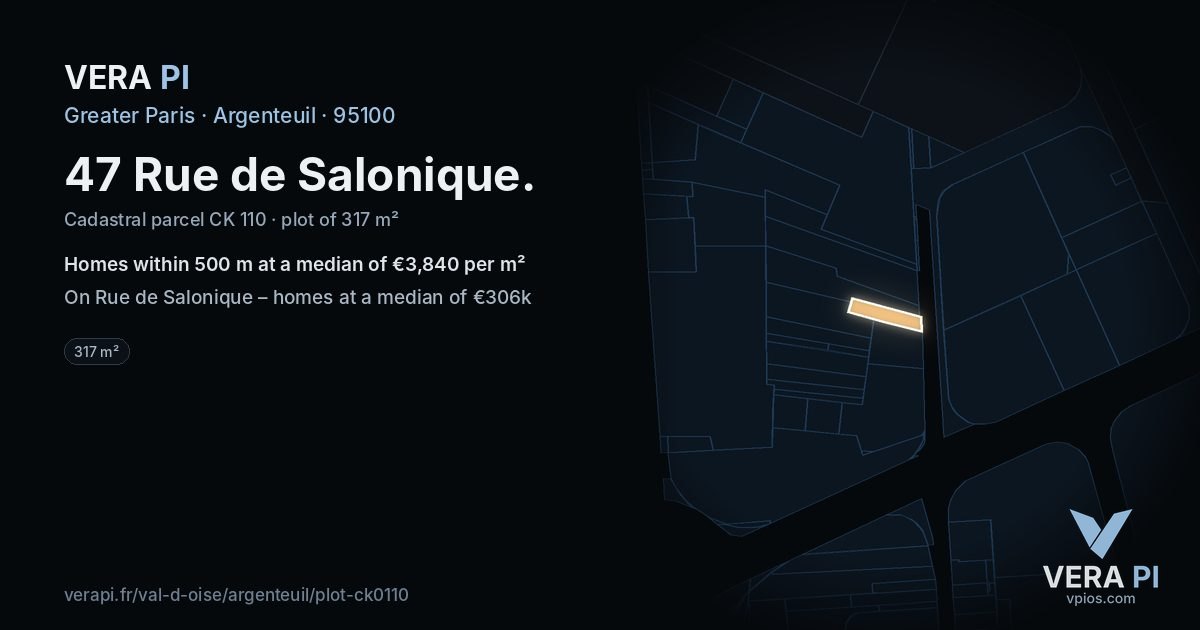 47 Rue de Salonique, Argenteuil at night – the plot lit, the parcels around coloured by the prices near them