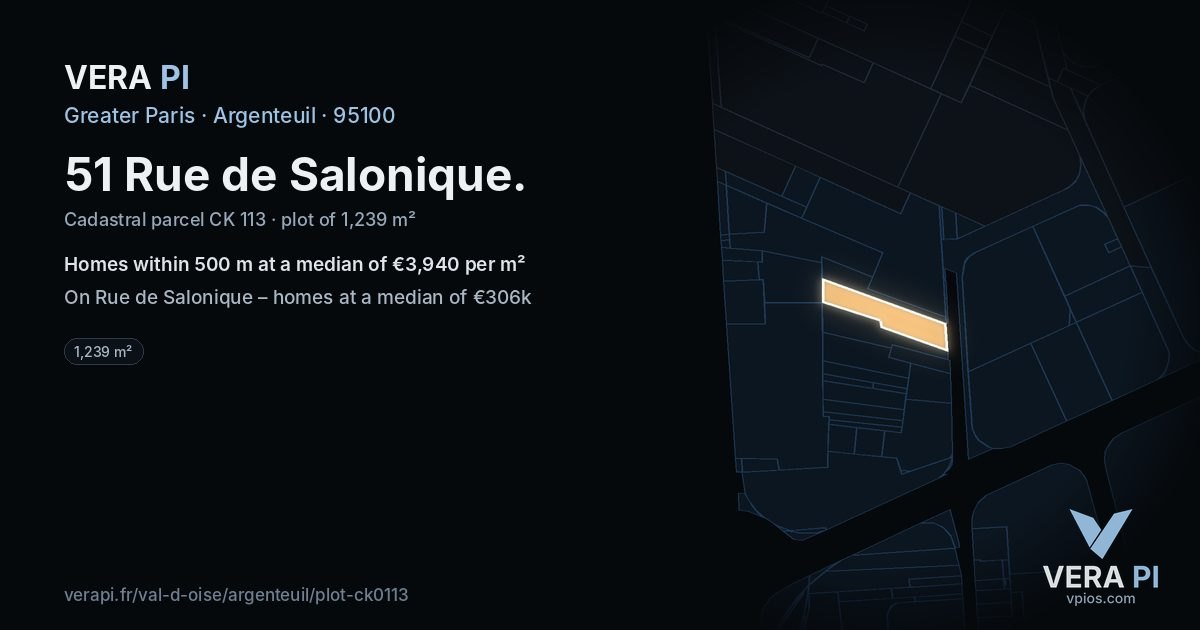 51 Rue de Salonique, Argenteuil at night – the plot lit, the parcels around coloured by the prices near them
