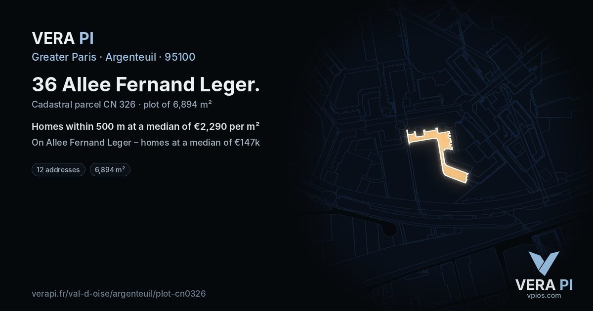 36 Allee Fernand Leger, Argenteuil at night – the plot lit, the parcels around coloured by the prices near them