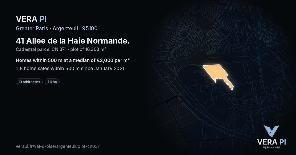 41 Allee de la Haie Normande, Argenteuil at night – the plot lit, the parcels around coloured by the prices near them